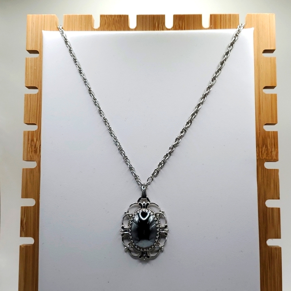 Vintage Whiting & Davis Silver Pendant - Picture 2 of 6
